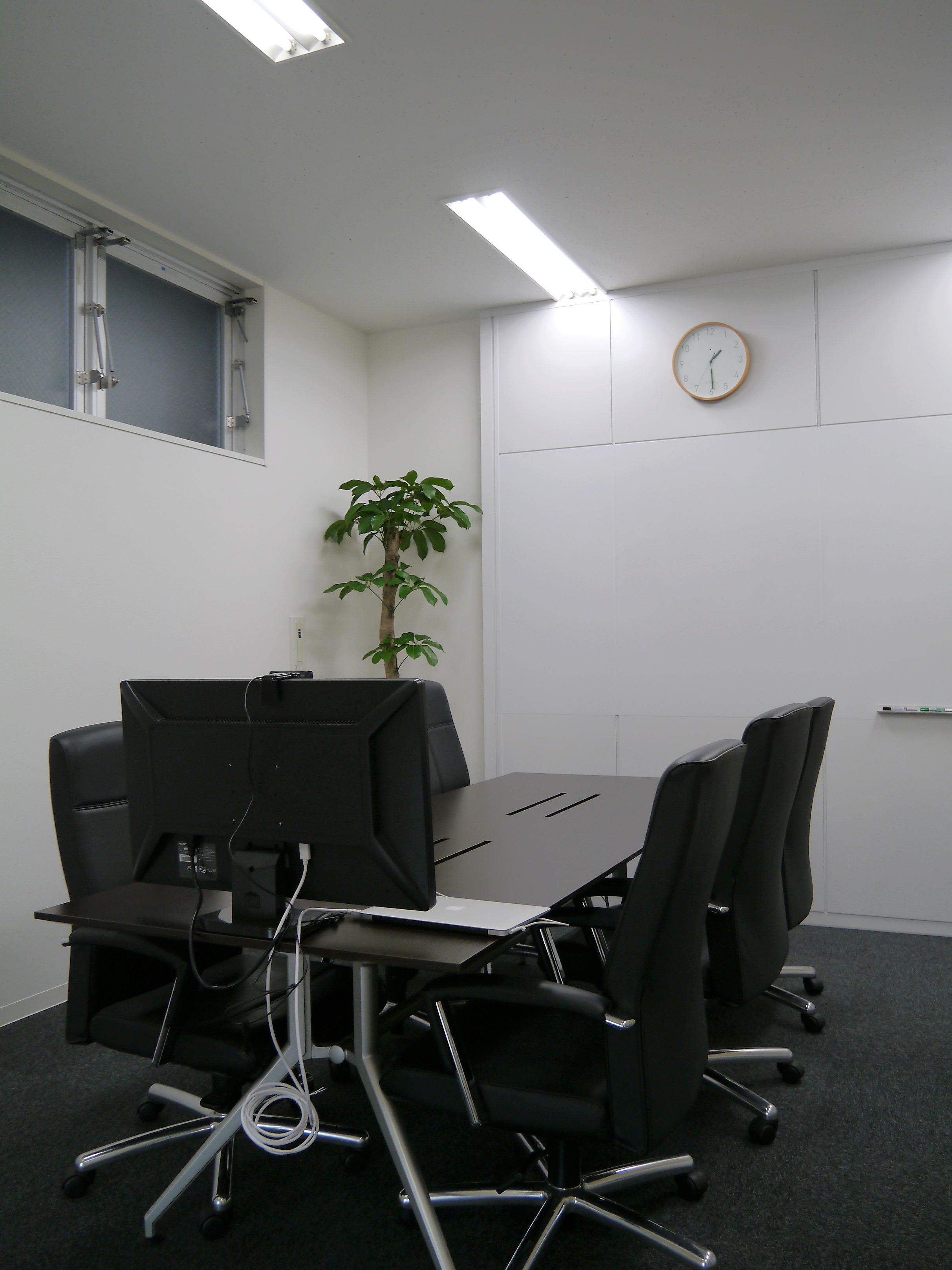 OFFICE@ PLUS ONE 　　SOLUTIONS3